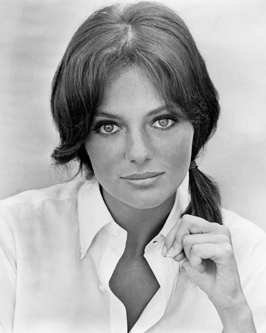 À 81 ans, Jacqueline Bisset : l'icône qui défie les standards d'Hollywood