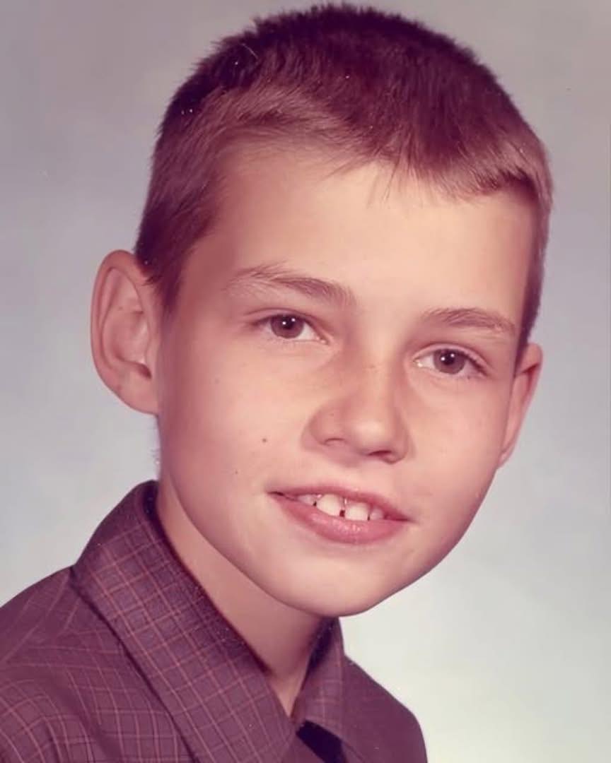 Reconnaissez-vous le petit garçon sur cette photo ? Personne n'aurait imaginé qu'il deviendrait une star mondiale de la comédie