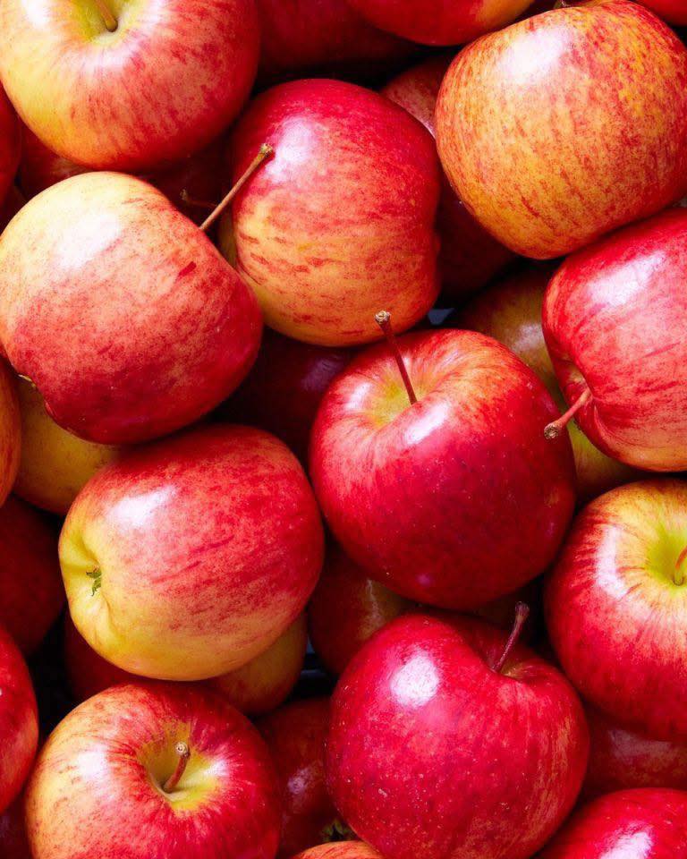 Les médecins révèlent ce que manger des pommes provoque…